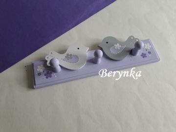 Dětský věšák s ptáčkem