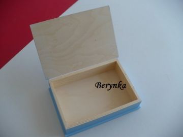 Krabička s parníkem