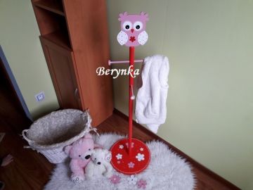 Dřevěné dekorace - červené se sovičkou