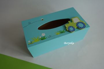 Krabička na kapesníky s traktorem