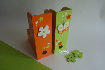 Dřevěné dekorace - oranžové se zelenou
