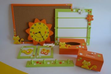 Dřevěné dekorace - oranžovo-žluté s kočičkou