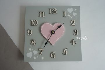 Dřevěné dekorace - šedé se srdíčkem