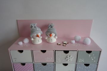 Adventní kalendář *pudrově růžový* se sněhulákem - různá provedení