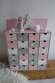 Adventní kalendář *pudrově růžový* se sněhulákem - různá provedení