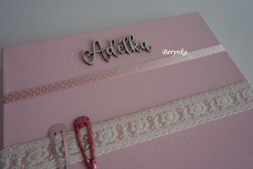 Sponkovníčky na plátně