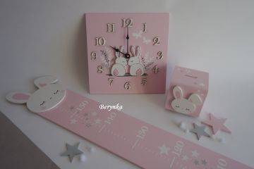 Dekorace v pudrově růžové se zajíčkem v nordic stylu