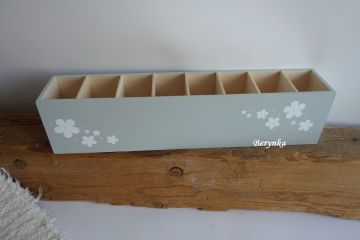 Dřevěný stojánek na pastelky - 8 komorový - různé motivy