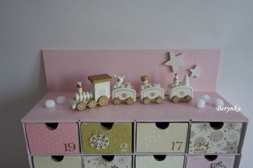 Adventní kalendář *růžovo-zlatý* - s mašinkou - různá provedení