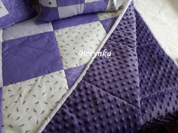 Patchworková bavlněná deka s minky - fialová
