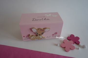 Dřevěná pokladnička se srnkou