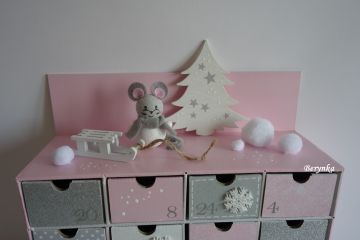 Adventní kalendář růžovo-šedý s myškou