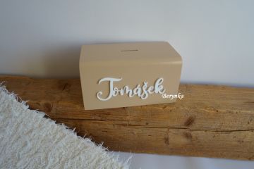 Dřevěná pokladnička pro děti