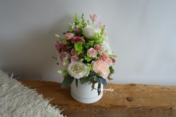 Květinová vazba - flower box - růžový