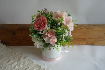 Květinová vazba - flower box - růžový