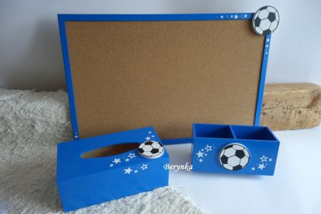 Dřevné dekorace s fotbalovým míček