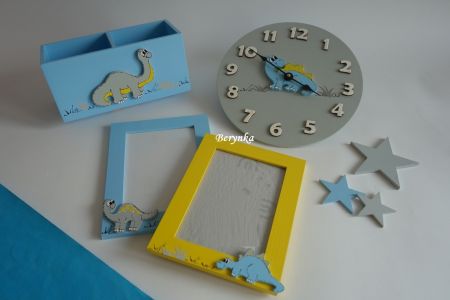 Dekorace s dinosaury v modré a žluté