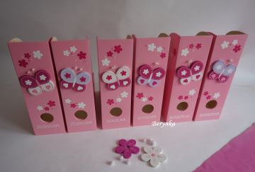 Dřevěný šanon s motýlkem