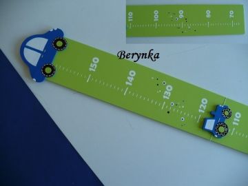 Dětský metr s autíčkem