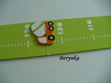 Dětský metr s autíčkem