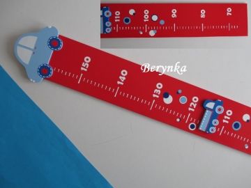 Dětský metr s autíčkem