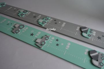 Dětský metr s autíčkem