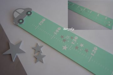 Dětský metr s autíčkem