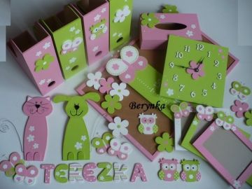 Dřevěné dekorace - bílá, růžová, zelená