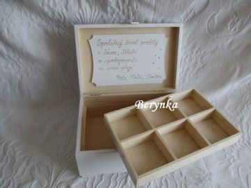 Svatební truhlička se srdíčky a spirálkami