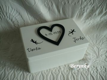 Svatební bedýnka s velkým srdcem