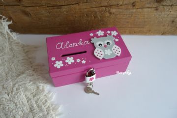 Dřevěná pokladnička se sovičkou