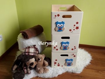 Dřevěná bedýnka se sovičkou