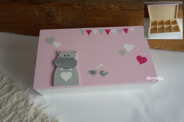 Šperkovnice s hrošíkem