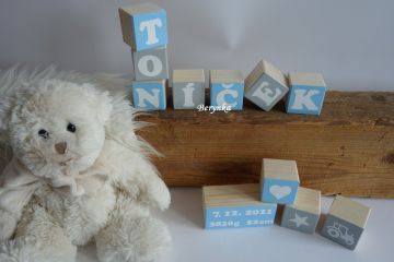 Dřevěné kostičky modro-šedé