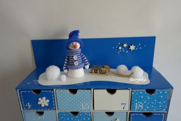 Adventní kalendář *tmavě modrý* se sněhulákem - různá provedení