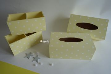 Dřevěný stojánek na tužky bez vyřezané dekorace