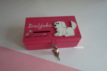 Dřevěná pokladnička s pejskem