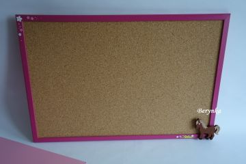 Nástěnka s koníkem