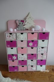 Adventní kalendář růžový se sloníkem
