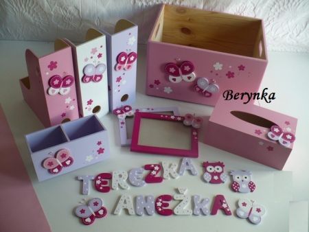 Dřevěné dekorace - fialová s malinovou