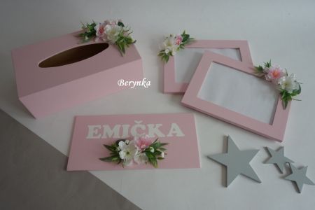 Dřevěné dekorace - pudrově růžové s kytičkami