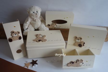 Dekorace krémové s medvídkem