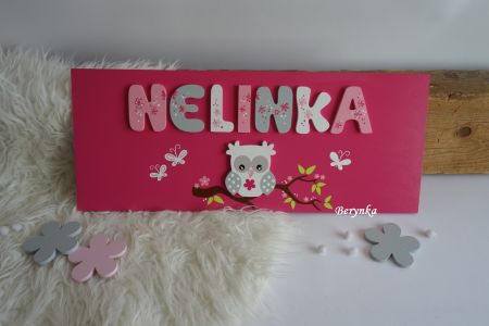 Jmenovka s písmenky a sovičkou