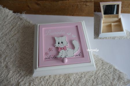 Toaletka s kočičkou