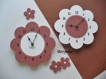 Dětské hodiny kytička