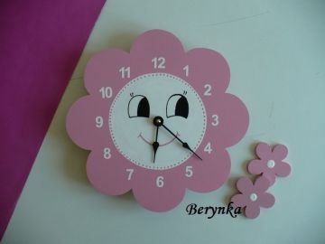 Dětské hodiny kytička