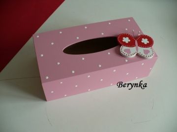 Krabička na kapesníky s motýlkem