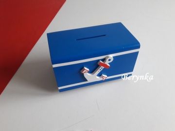 Dřevěná pokladnička s kotvou