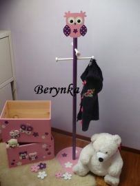 Dřevěné dekorace - tmavě fialová, růžová, bílá