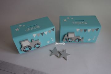 Dřevěná pokladnička s bagrem